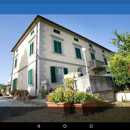 Affittacamere Porquier Crespina Buitenkant foto